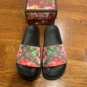 womens floral gucci slides